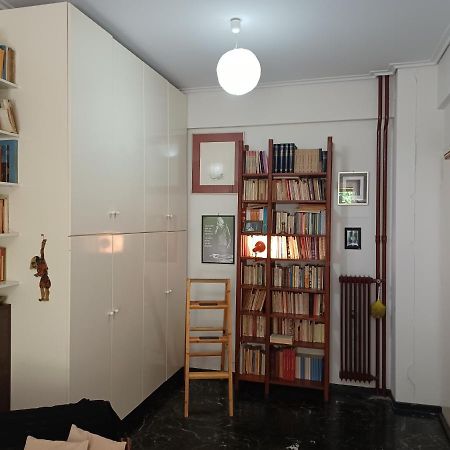 Charming Apartment In The Neighborhood Of Pangrati Athena Bagian luar foto